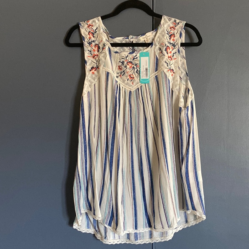 Mason & Belle Tempesta Lace Detail Tank